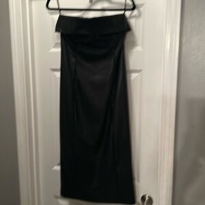 Ladies new L 8-10 Forever21 faux leather strappless fold over straight neck midi